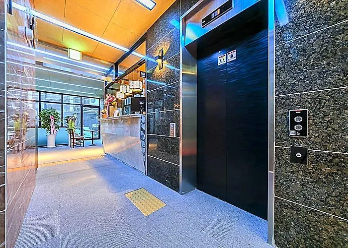 Mg Hotel 2*
